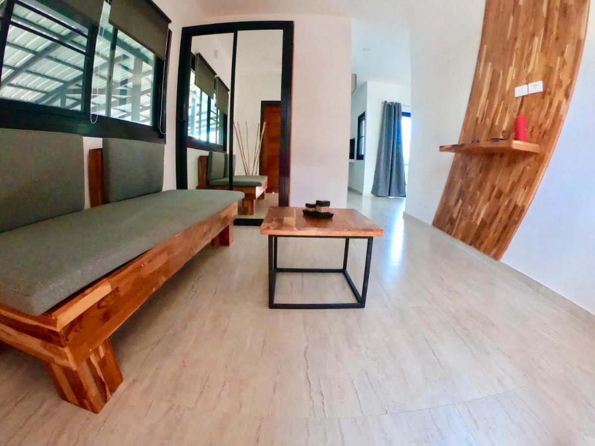 Golden Villas 拉迈海滩 外观 照片